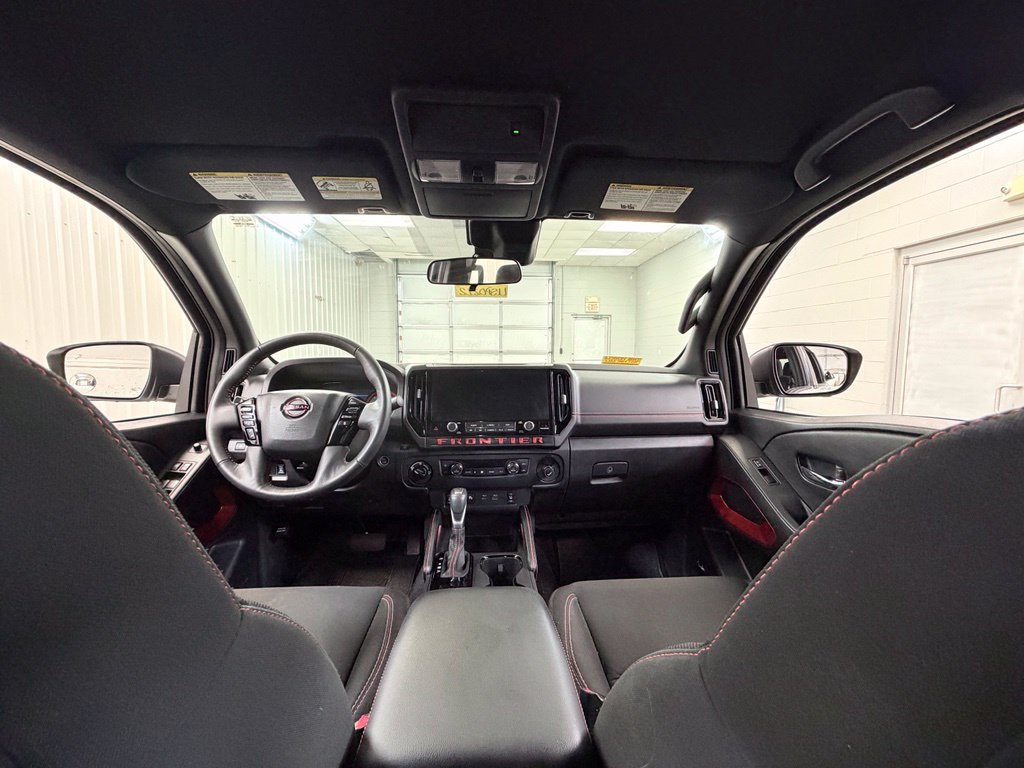 Used 2025 Nissan Frontier PRO-4X w/ Pro Convenience Package AWD/4WD image 28
