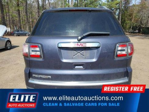 Used 2014 GMC Acadia SLT image 31