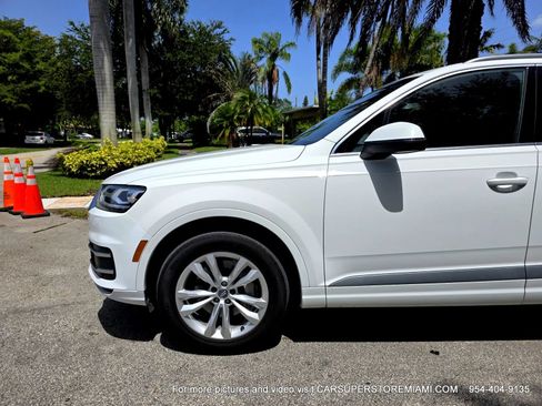 Used 2018 Audi Q7 3.0T Premium AWD/4WD image 47