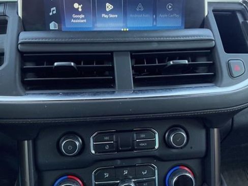 Used 2023 Chevrolet Tahoe High Country AWD/4WD image 9