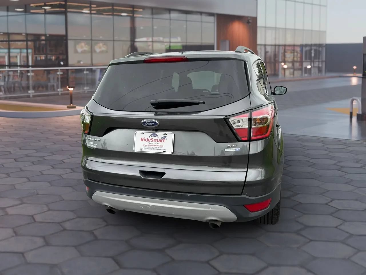 Used 2018 Ford Escape SE AWD/4WD image 9