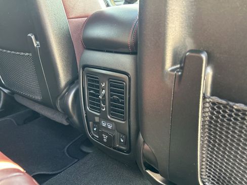 Used 2025 Dodge Durango GT image 49