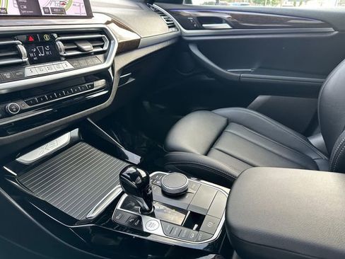 Used 2024 BMW X3 xDrive30i image 17