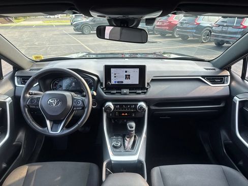 Used 2023 Toyota RAV4 SE w/ Weather & Moonroof Package AWD/4WD image 25