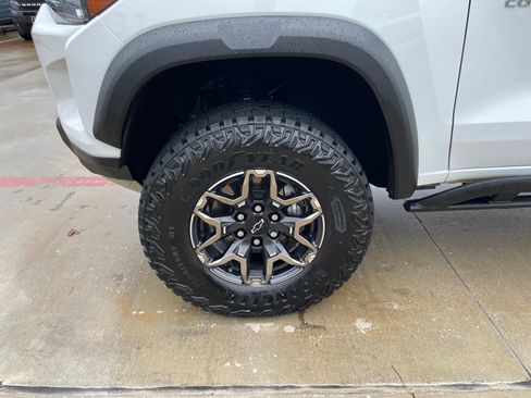 Used 2025 Chevrolet Colorado ZR2 image 26