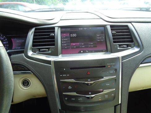 Used 2014 Lincoln MKS FWD image 21