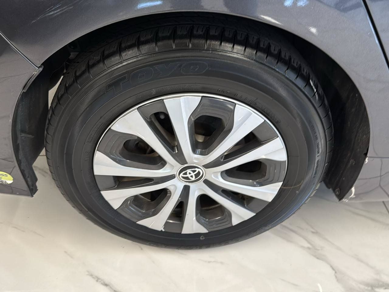 Used 2022 Toyota Prius Prime XLE FWD image 29