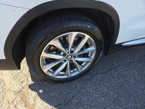 Used 2019 BMW X3 sDrive30i w/ Premium Package image 10