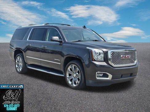 Used 2016 GMC Yukon XL Denali w/ Open Road Package AWD/4WD image 3