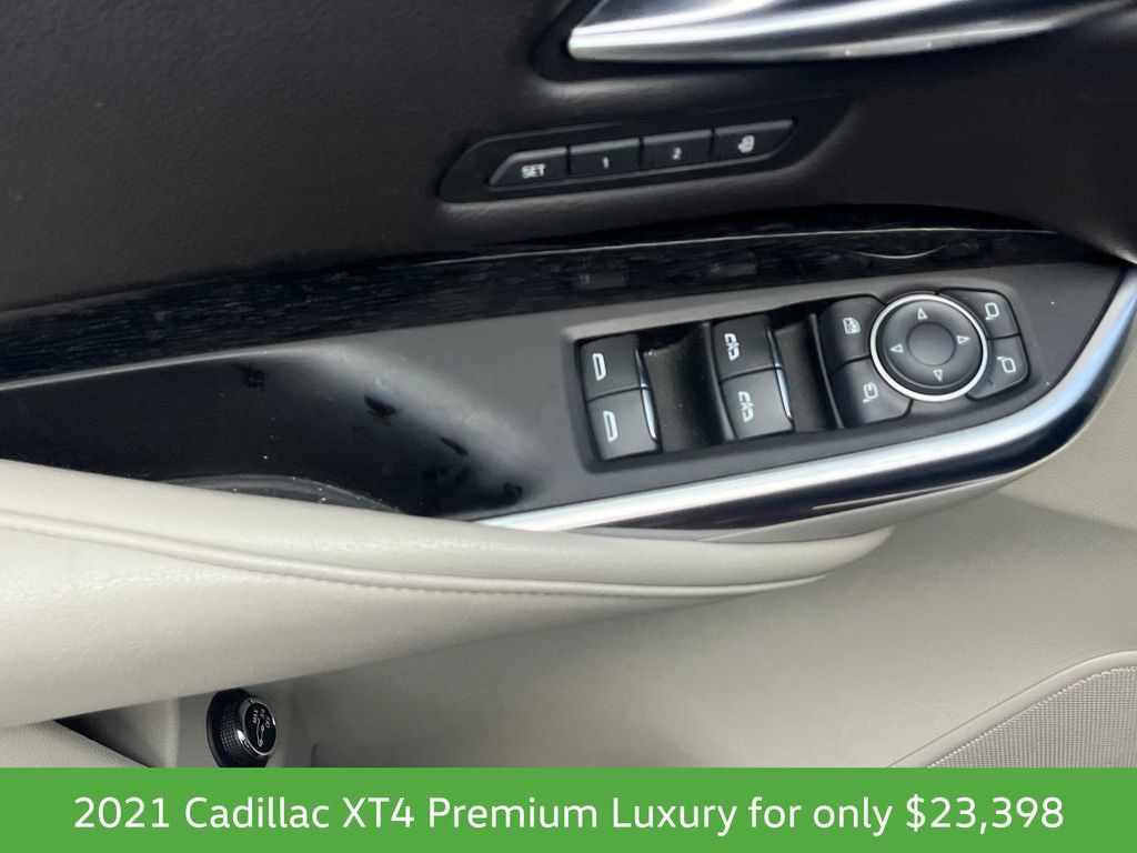 Used 2021 Cadillac XT4 Premium Luxury FWD image 12