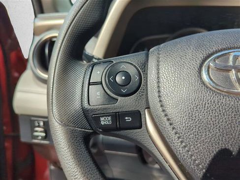 Used 2014 Toyota RAV4 LE FWD image 18