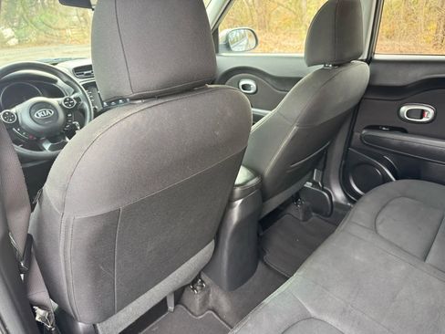 Used 2019 Kia Soul + FWD image 20