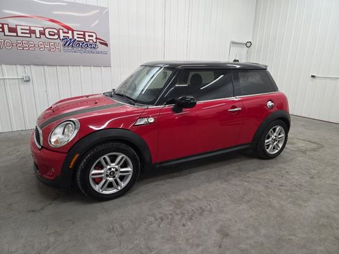 Used 2011 MINI Cooper S image 6