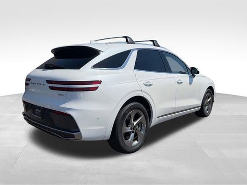 Used 2026 Genesis GV70 2.5T Advanced AWD/4WD image 16