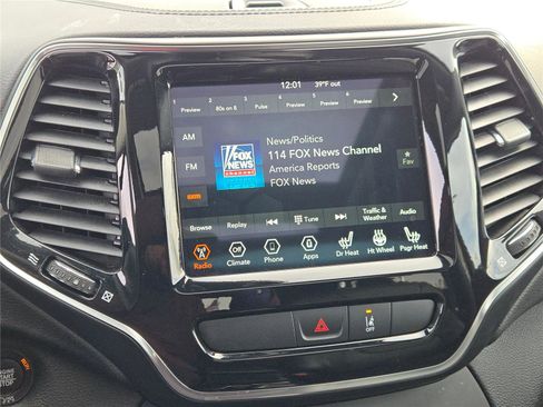 Certified 2022 Jeep Cherokee Limited image 29