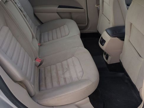 Used 2017 Ford Fusion SE image 20