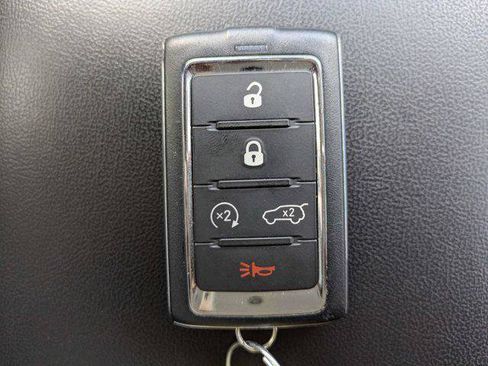 Certified 2023 Jeep Grand Cherokee Limited RWD image 32
