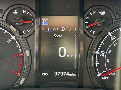 Used 2020 Toyota 4Runner SR5 Premium w/ Moonroof Package image 12