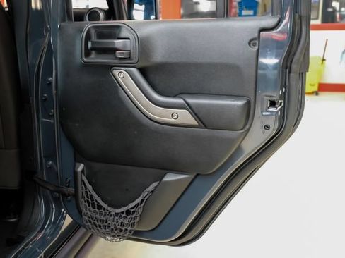 Used 2017 Jeep Wrangler Unlimited Sport AWD/4WD image 46