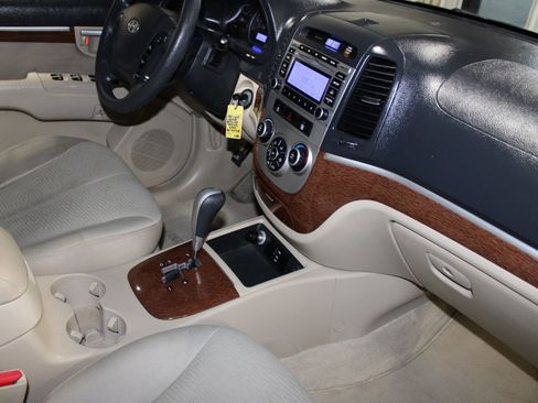 Used 2009 Hyundai Santa Fe GLS FWD image 23