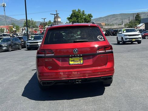 Used 2023 Volkswagen Atlas SEL R-Line AWD/4WD image 6