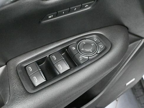 Used 2017 Cadillac XT5 Luxury image 20