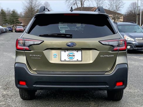 Certified 2023 Subaru Outback Premium image 4