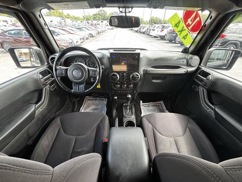 Used 2014 Jeep Wrangler Unlimited Sport w/ Quick Order Package 24S AWD/4WD image 18