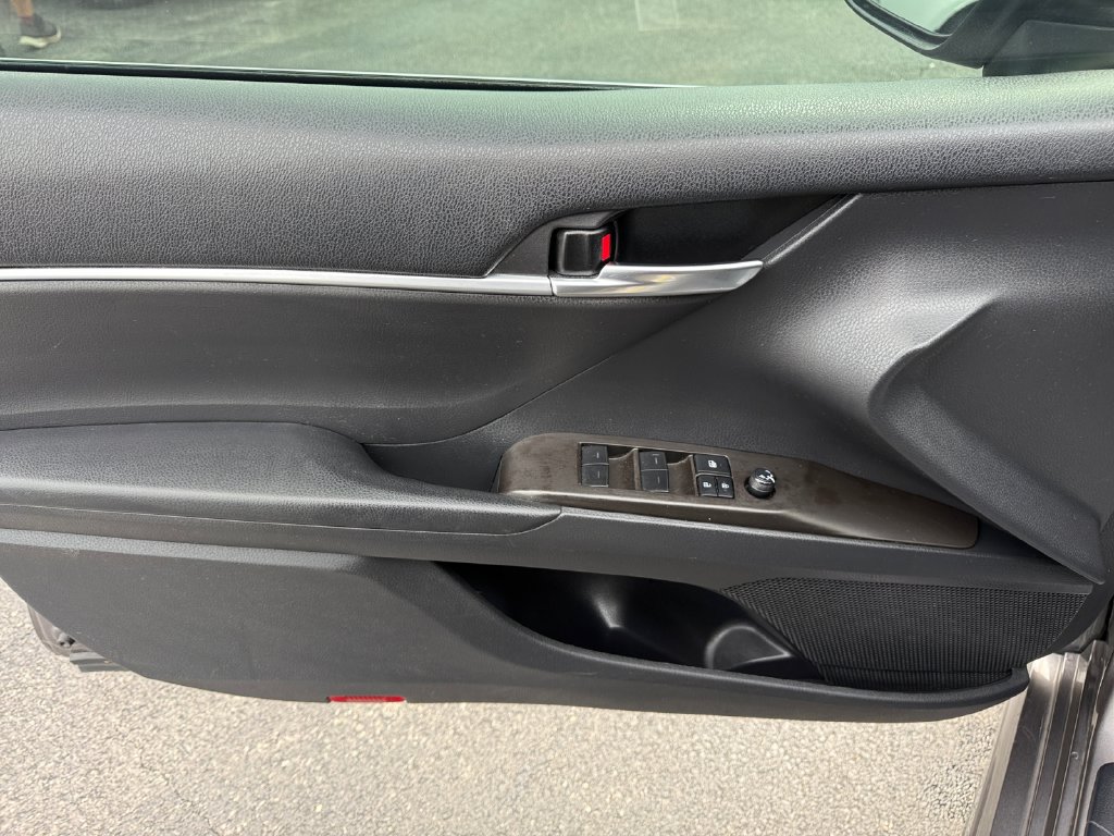 Certified 2022 Toyota Camry SE w/ Cold Weather Package FWD image 26