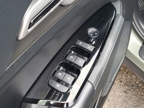 Used 2024 Kia Sportage X-Line w/ X-Line Premium Package image 9