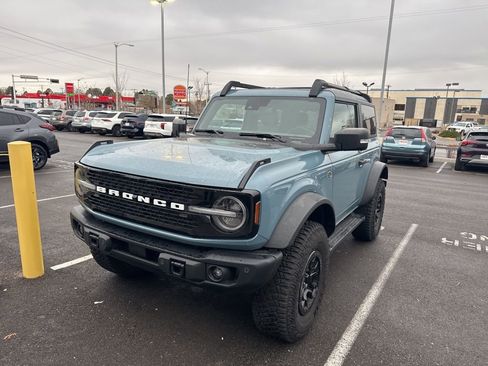 Used 2023 Ford Bronco Wildtrak image 1