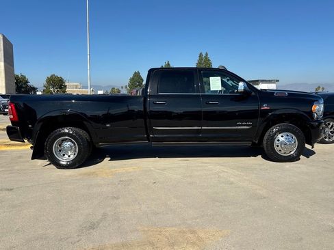 Used 2020 RAM 3500 Limited w/ Max Tow Package image 3