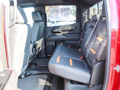 Used 2025 GMC Sierra 1500 AT4 w/ AT4 Premium Package image 18