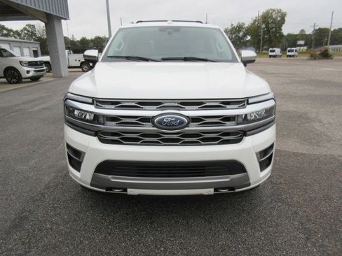 Used 2024 Ford Expedition Platinum image 8