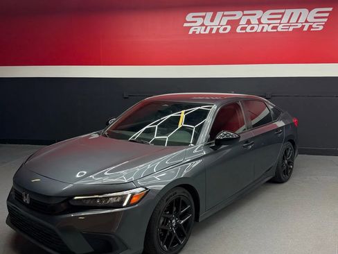 Used 2022 Honda Civic Sport image 4