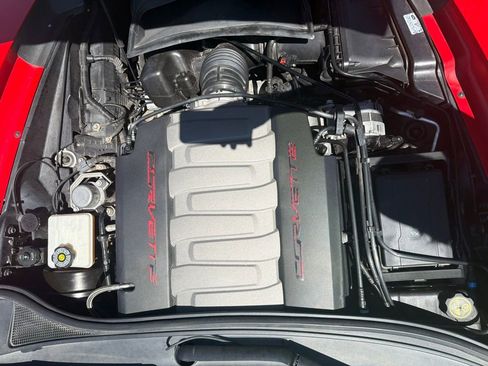 Used 2018 Chevrolet Corvette Stingray Coupe RWD image 23