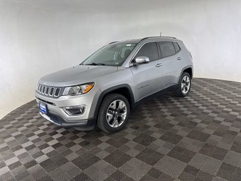 Used 2021 Jeep Compass Limited AWD/4WD image 4