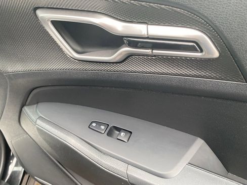 Certified 2023 Kia Sportage LX image 12