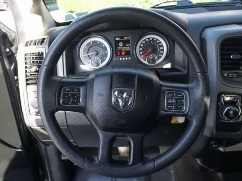 Used 2018 RAM 1500 Express image 20