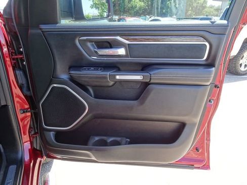 Used 2020 RAM 1500 Laramie AWD/4WD image 17