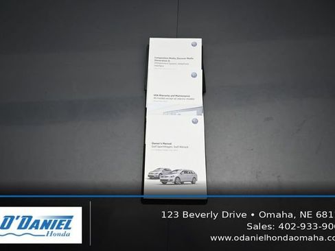 Used 2017 Volkswagen Golf Alltrack SE AWD/4WD image 42