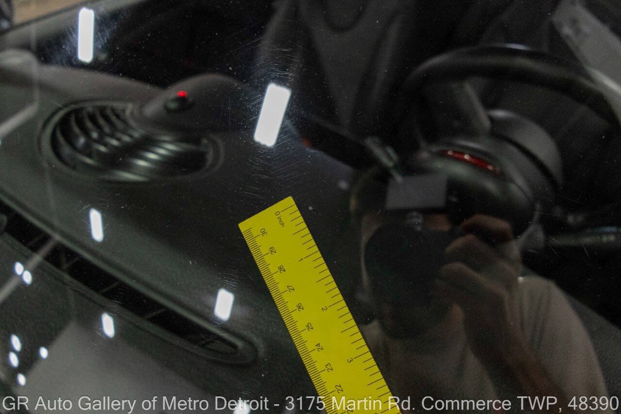Used 2013 MINI Cooper Clubman FWD image 34