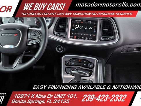 Used 2019 Dodge Challenger SXT w/ Blacktop Package RWD image 16