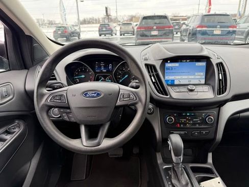 Used 2019 Ford Escape SE image 15