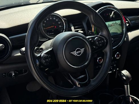 Used 2019 MINI Cooper S w/ Premium Package FWD image 12