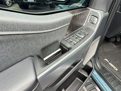 Used 2023 Ford F150 Lariat w/ Equipment Group 502A High image 12