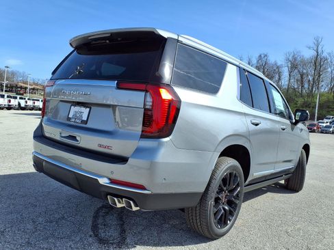 New 2026 GMC Yukon Denali w/ Sun & Power Step Package image 25