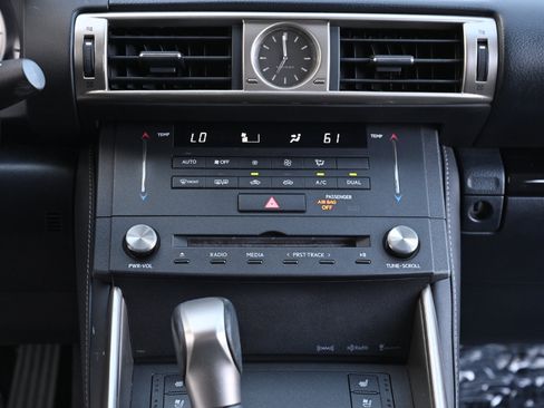 Used 2015 Lexus IS 250 w/ Premium Package RWD image 19