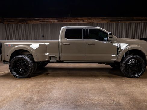 Used 2026 Ford F450 Lariat image 11