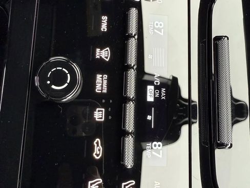 Used 2024 Porsche Cayenne Turbo image 55